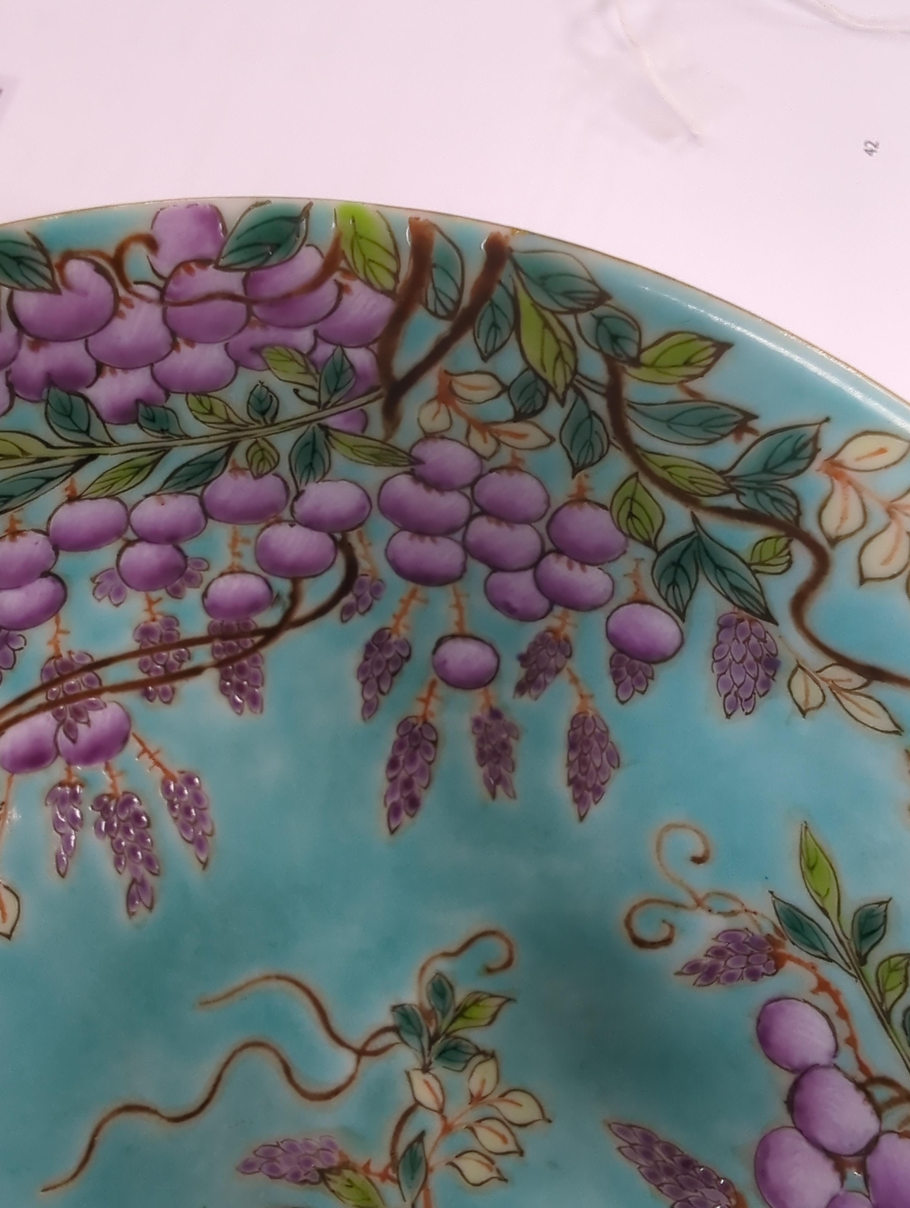 A Chinese turquoise ground famille rose bowl, 12cm diameter